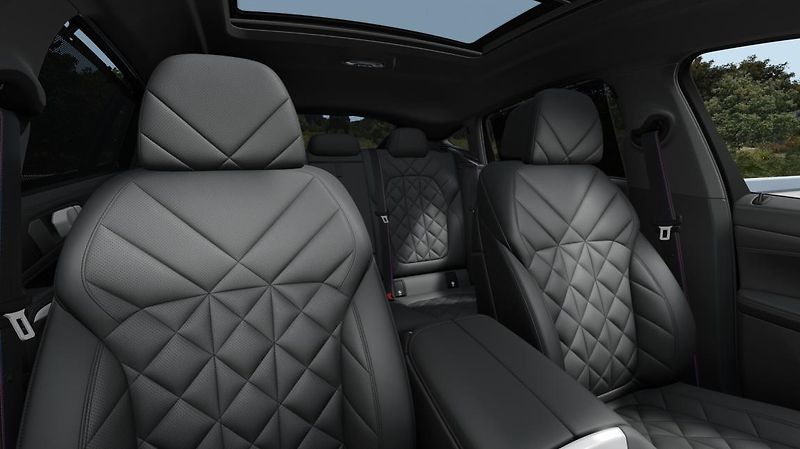 BMW X6 xDrive30d - fotka 11 z 14