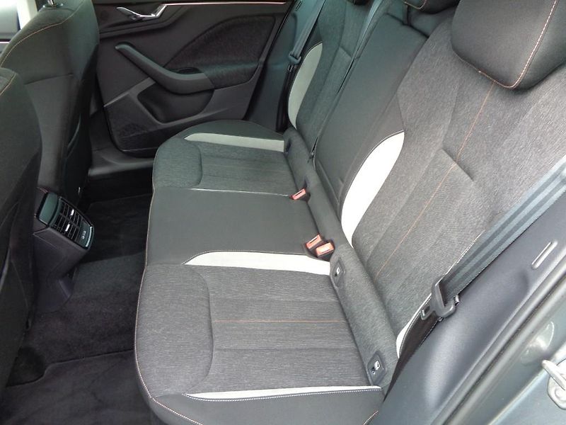 Škoda Kamiq 1.0 TSI STYLE 81 kW - fotka 22 z 29