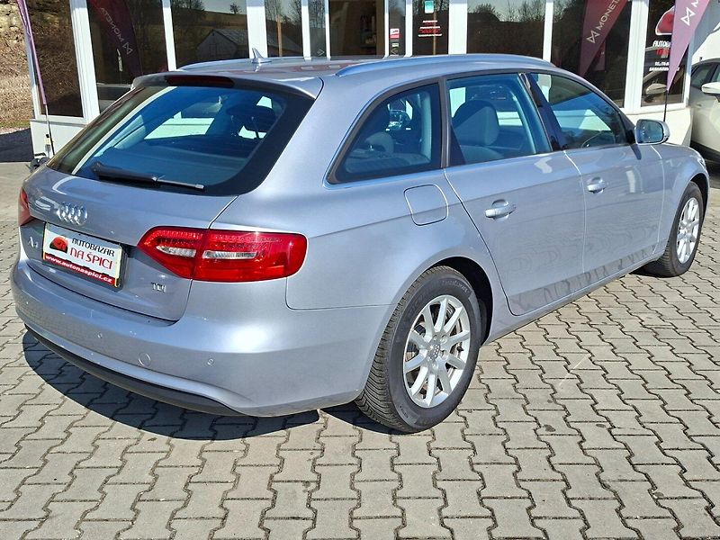 Audi A4 (2015) 2.0TDI 110kW 8A -NAVIGACE - fotka 8 z 39