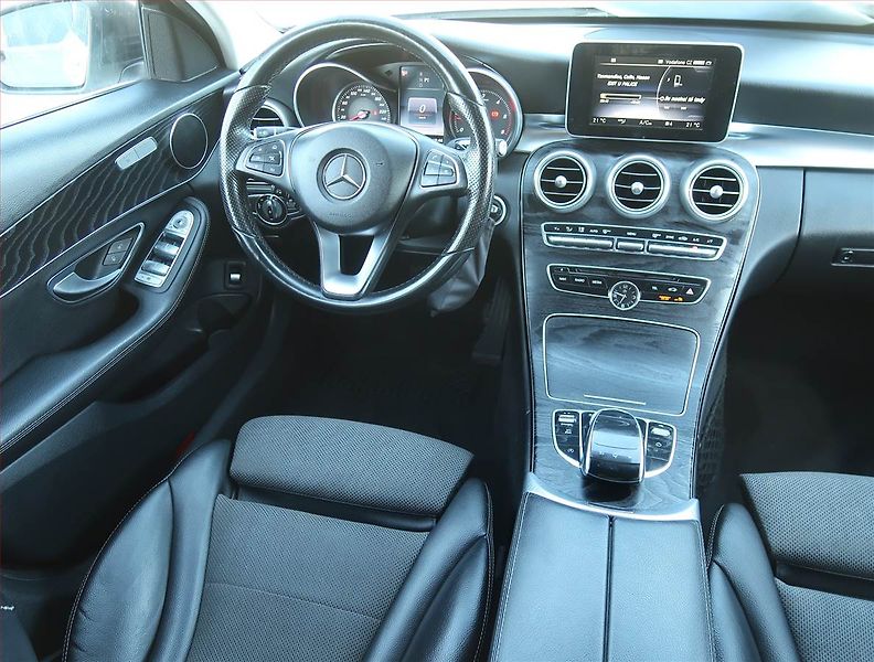 Mercedes-Benz Třídy C (2017) C 220 d 4MATIC , 4X4, Automat - fotka 7 z 14