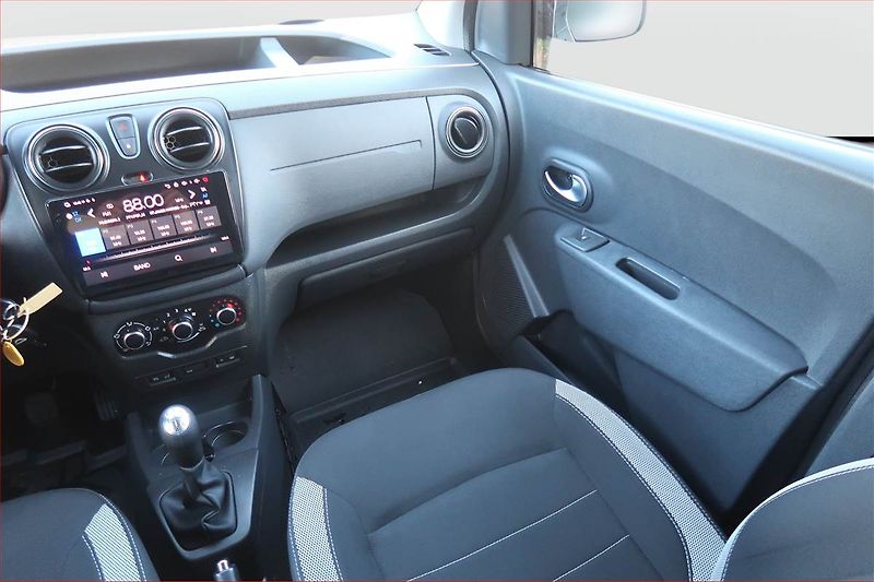 Dacia Dokker (2019) Stepway 1.6 SCe, 5Míst, ČR - fotka 8 z 14