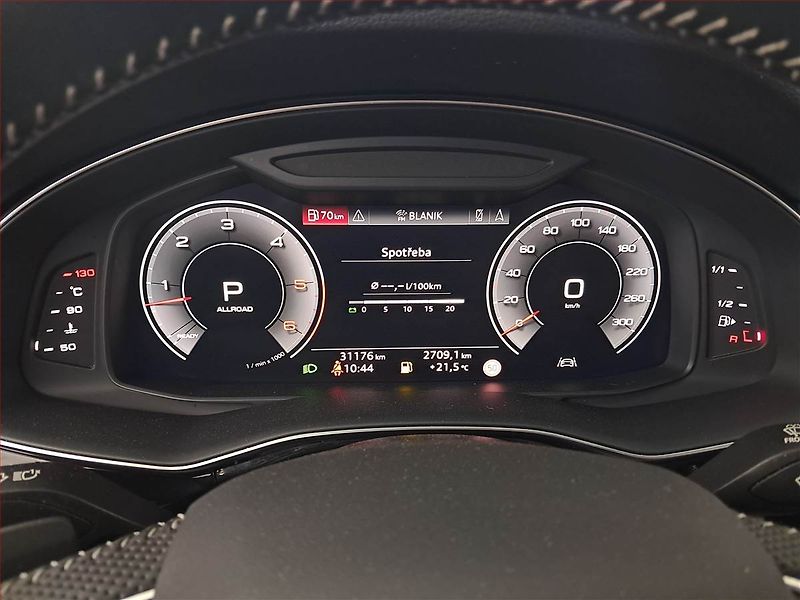 Audi Q8 (2019) 50 TDI - fotka 11 z 17