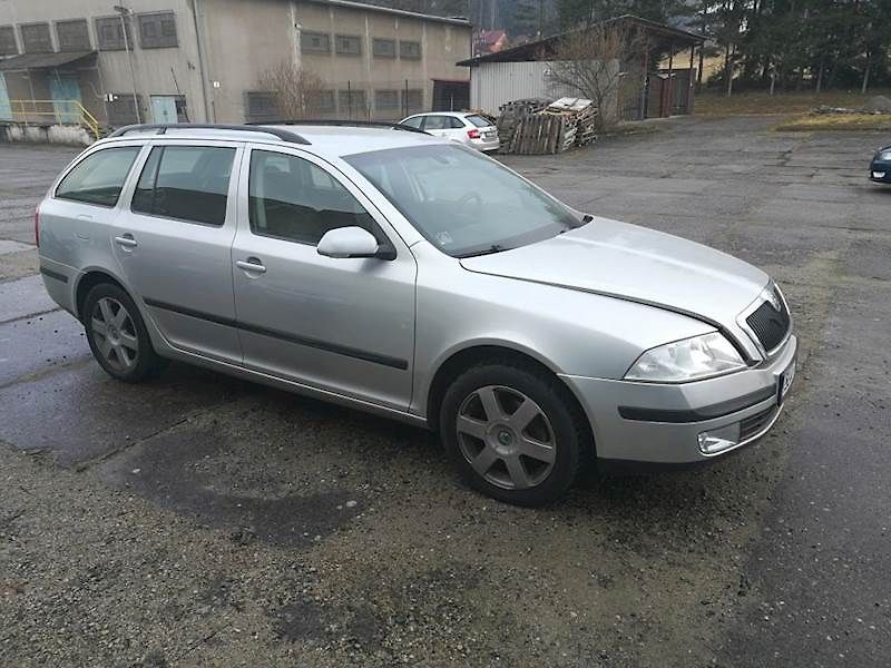 Saaby nabízené nyní státem v aukci