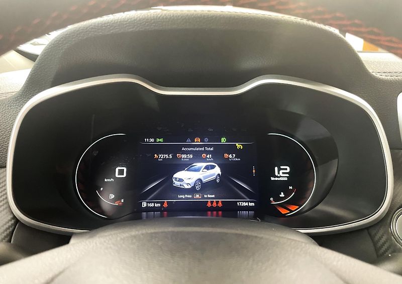 MG ZS 1.0 TGI, ČR, KAM 360 - fotka 14 z 33