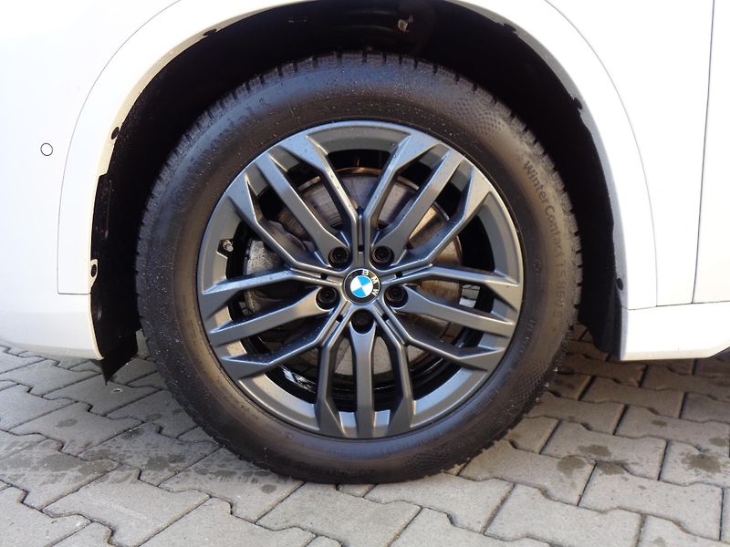 BMW X1 xDrive 23d M Sport - fotka 6 z 19