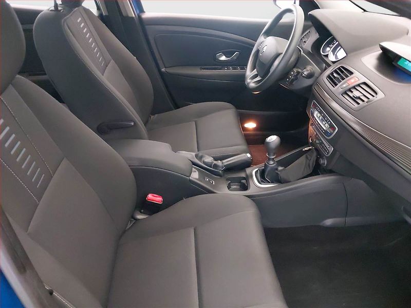 Renault Mégane (2009) 1.5 dCi, Eko.zaplacen, po STK - fotka 9 z 16