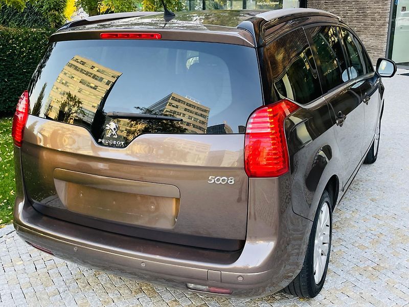 Peugeot 5008 2.0HDi MAN 1MAJITEL SENZORY  - fotka 13 z 43