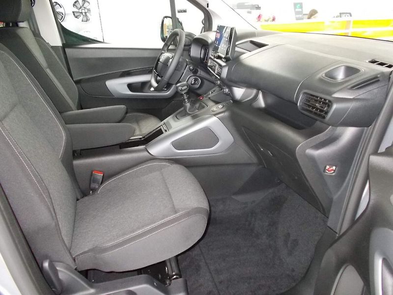 Opel Combo (2026) Edition Plus L1H1 1.2 TURBO (8 - fotka 18 z 33