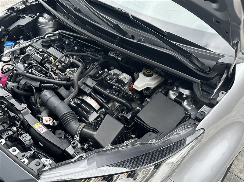 Mazda 2 Hybrid 1,5 116PS  Agile Comfort A/T - fotka 46 z 55