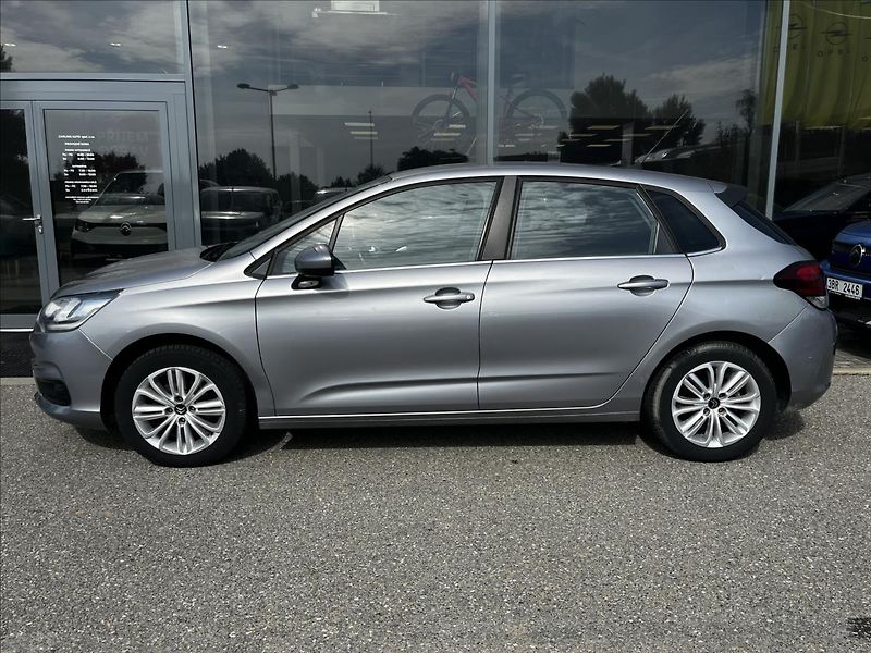 Citroën C4 1,2   PT 110K Feel - fotka 3 z 18