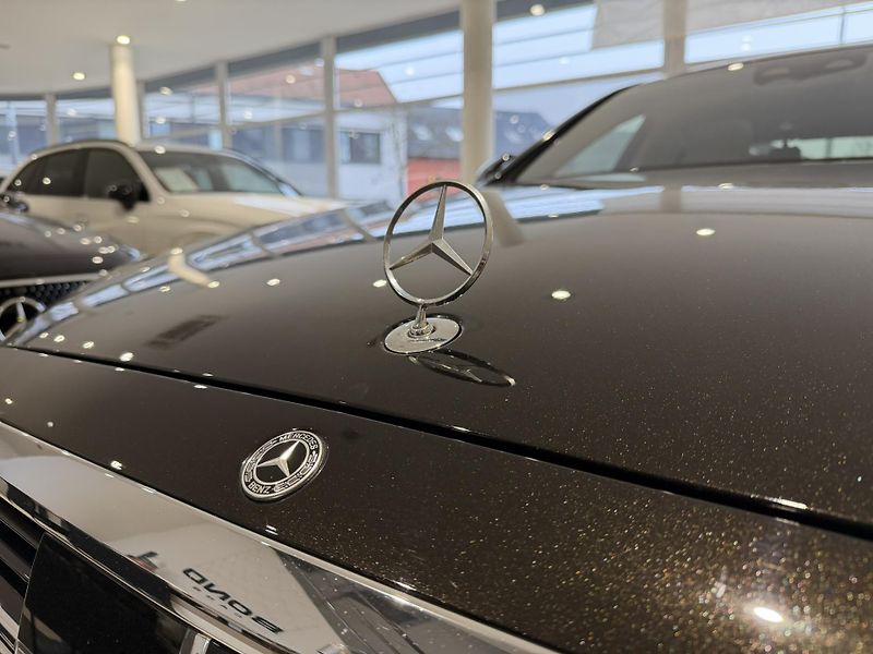 Mercedes-Benz Třídy S (2022) S 580 4M L/PANO/BURM/SOFT/DIGI - fotka 5 z 22