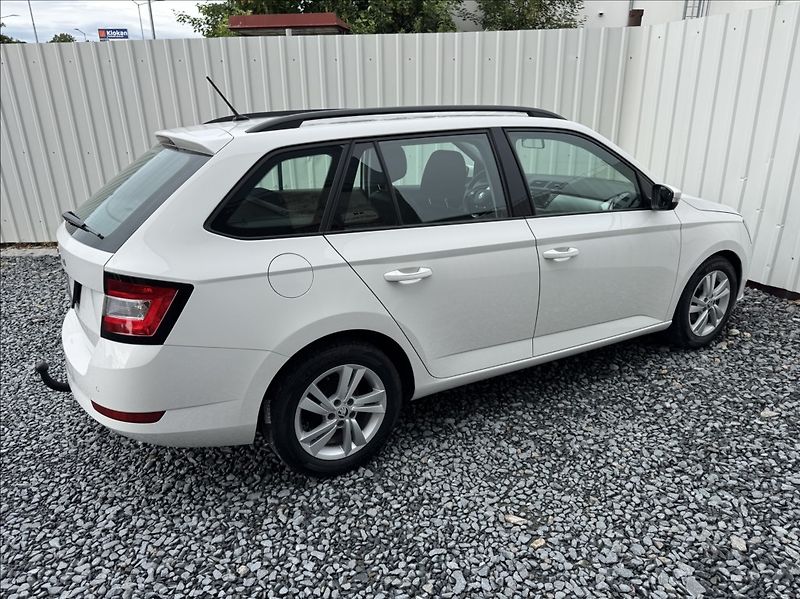 Škoda Fabia 1,0 TSI DPH tažné 1.maj. ČR - fotka 13 z 50