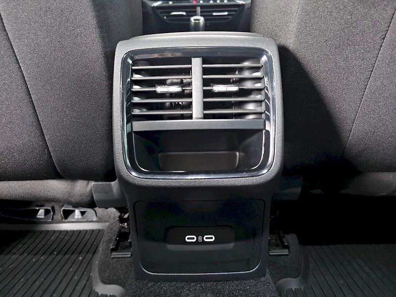 Škoda Octavia (2023) Combi 2.0TDI 85kw AMBITION - fotka 21 z 27