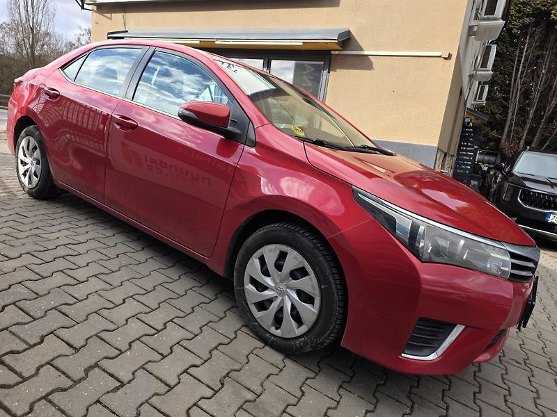 Toyota Corolla 1.6-AUT.KLIMA-KAMERA-PRAV.SERV - fotka 3 z 16