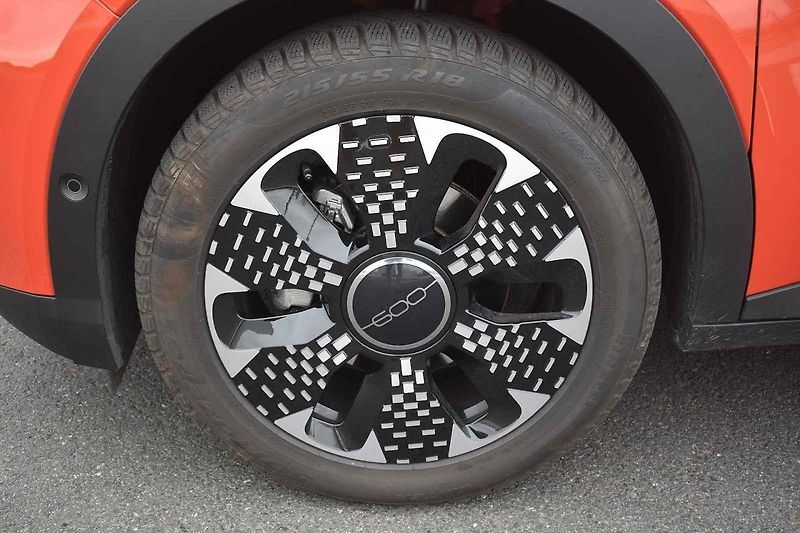 Fiat přiváží nový model se starým označením. Určený je pro menší rodiny ve městech