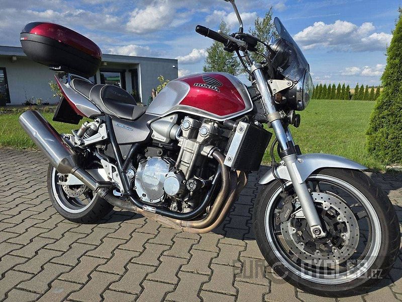 Honda CB 1300 (2004) akce 69900 - fotka 17 z 19