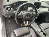 Mercedes-Benz CLA (2018) 1.6 CLA180, AT, LED, panor - náhled 13
