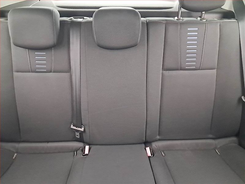 Renault Mégane (2009) 1.6 16V, nová STK - fotka 10 z 16