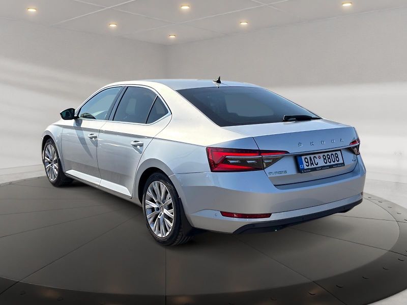 Škoda Superb (2022) STYLE 2.0TDI 147kW DSG 4x4 CZ - fotka 4 z 11