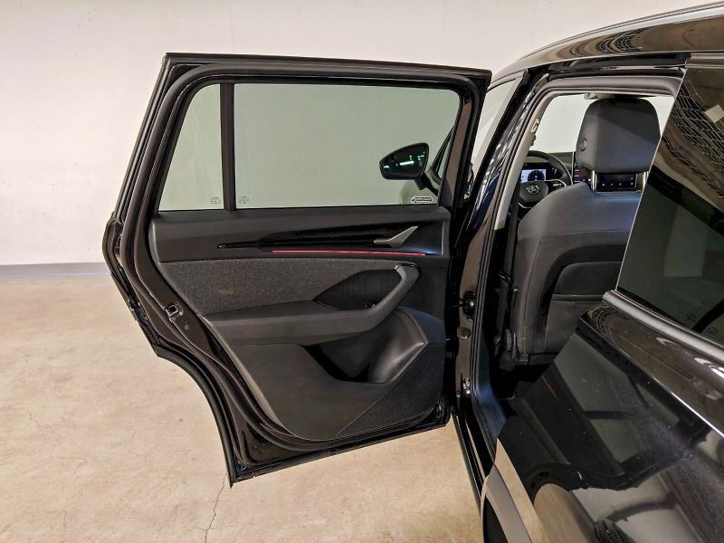 Škoda Kodiaq (2024) 2.0 TDI 142 kW DSG 4x4 Selecti - fotka 20 z 26