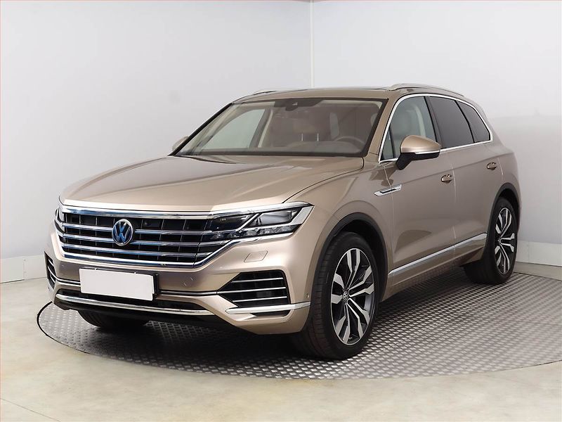 Volkswagen Touareg (2019) 3.0 TDI - fotka 2 z 26