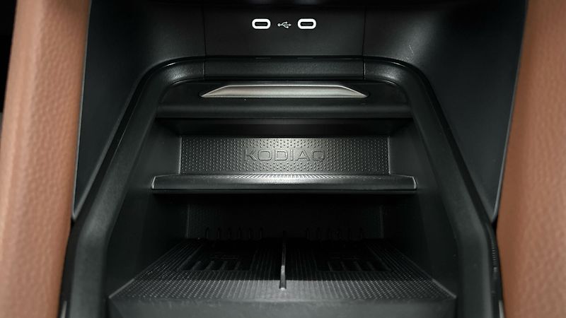 Škoda Kodiaq 2.0 TDI DSG 4x4 Exclusive Sele - fotka 26 z 32