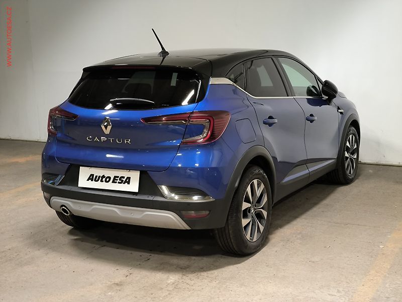 Renault Captur (2021) 1.0 TCe, 1.maj,ČR, Intense - fotka 6 z 17