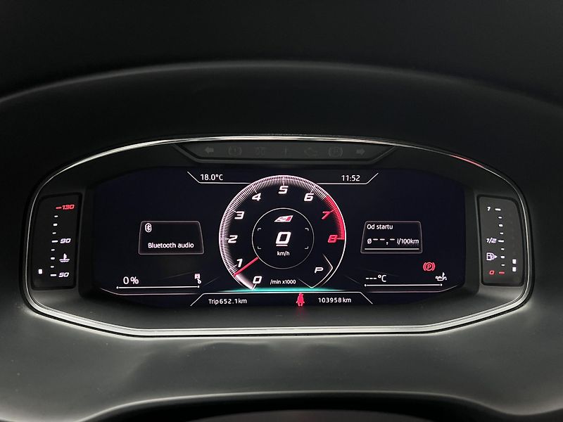 Seat Leon Cupra 300 2.0 TFSI 4x4 DSG - fotka 24 z 42