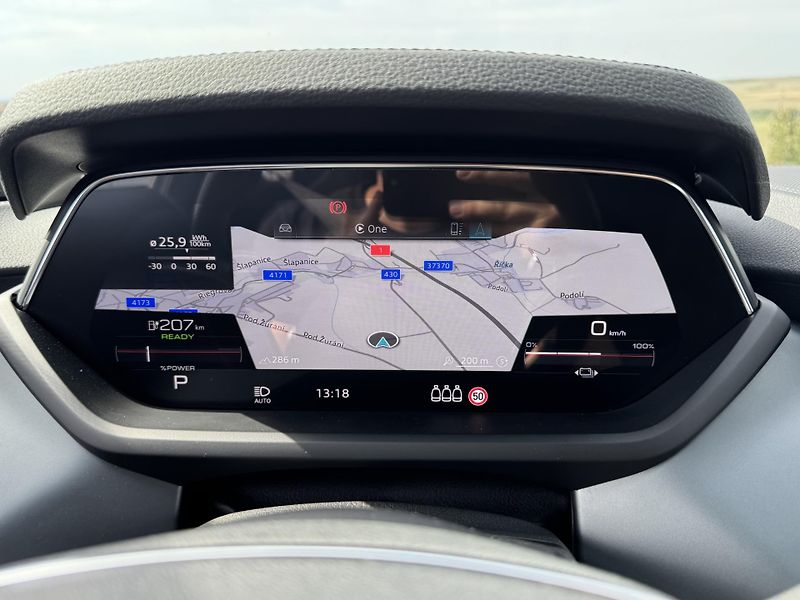 Audi e-tron GT Quattro HUD 360 Vzduch SoH 91% - fotka 50 z 58