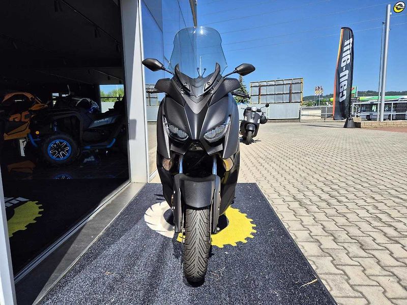 Yamaha X-Max 400 (2019) - fotka 9 z 22