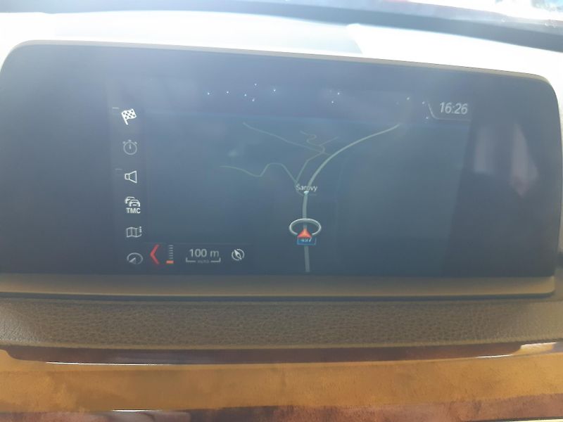 BMW Řada 3 318d Cobi NAVI LED - fotka 12 z 30