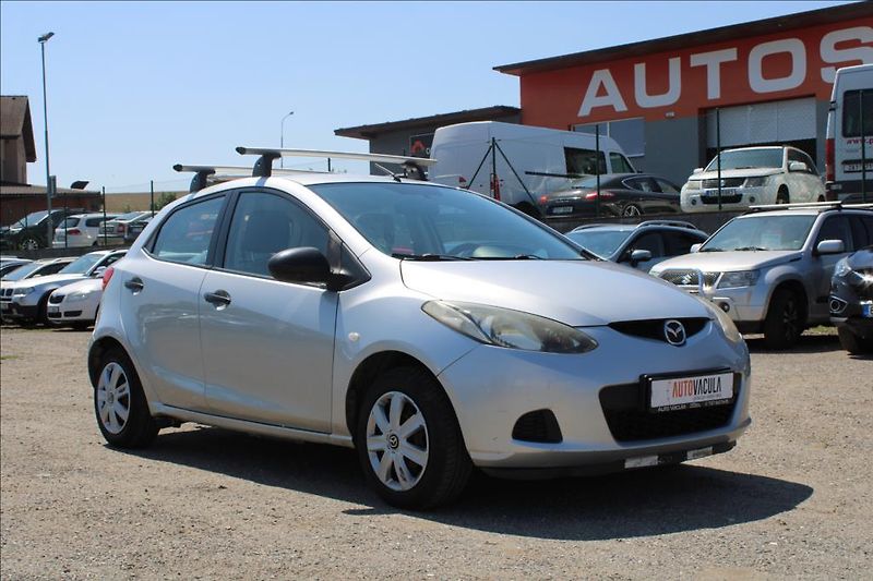 Mazda 2 1,3 i  STK 3/2027, KLIMA - fotka 3 z 20