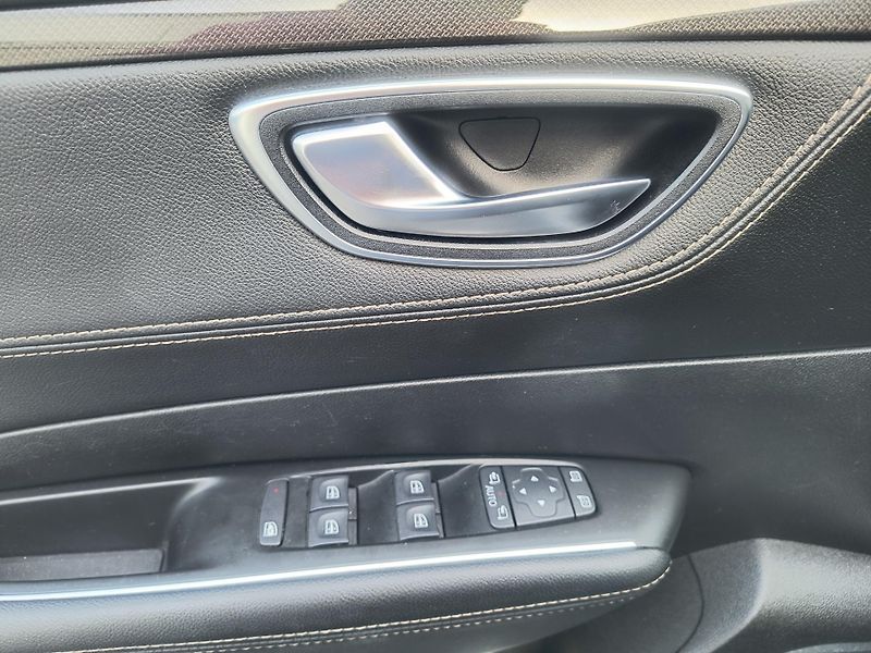 Renault Talisman (2016) 1.6 TDCi 96KW/ČR/NAVI/LED/HEAD - fotka 21 z 45