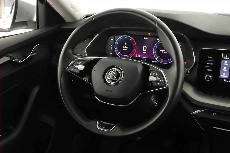 Škoda Octavia (2022) Ambition 2.0 TDI, ČR,1.maj - fotka 8 z 13