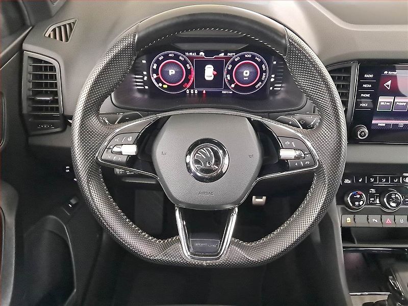 Škoda Karoq (2021) Sportline 1.5 TSI - fotka 27 z 28