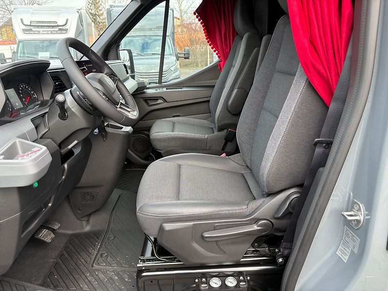 Renault Master (2026) 170k AUT, 8EP, Spojkar, 2lůžka - fotka 8 z 26