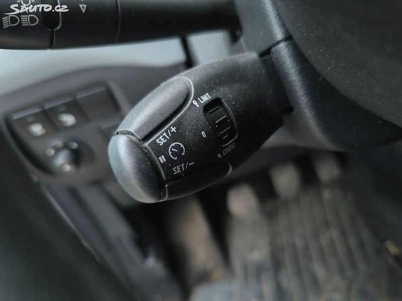 Citroën Berlingo 1.6i 72KW,155KM,PĚKNÝ,SERVISKA - fotka 19 z 25