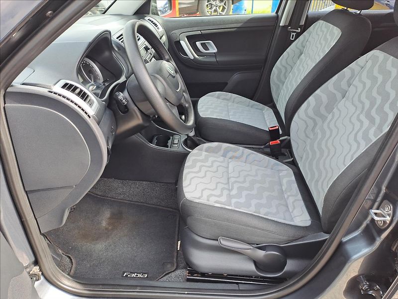Škoda Fabia 1,4 i DIGIKLIMA - fotka 5 z 13