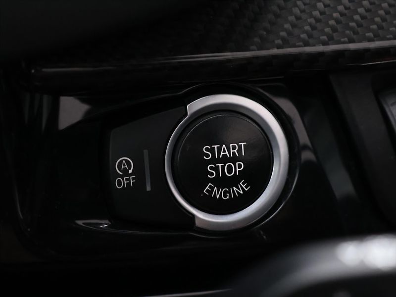 BMW X5 3.0 M50d 280kW xDrive - fotka 25 z 45