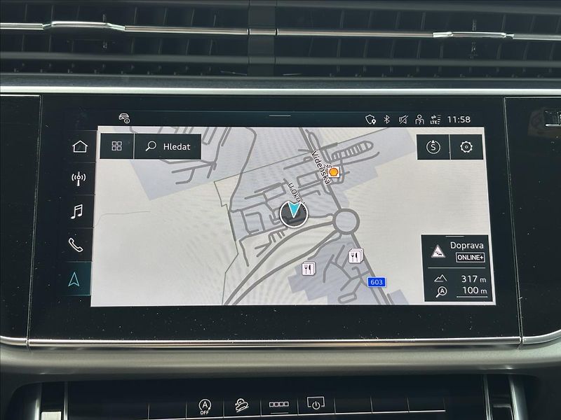 Audi Q8 3,0 TFSI V6 Quattro 250kW - fotka 32 z 34
