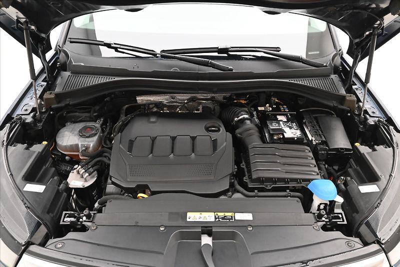 Škoda Kodiaq 2,0 TDI 110kW DSG NAVIGACE Zár - fotka 9 z 31