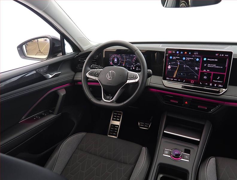 Volkswagen Tiguan (2025) Life 1.5 eTSI, digi klima - fotka 7 z 31