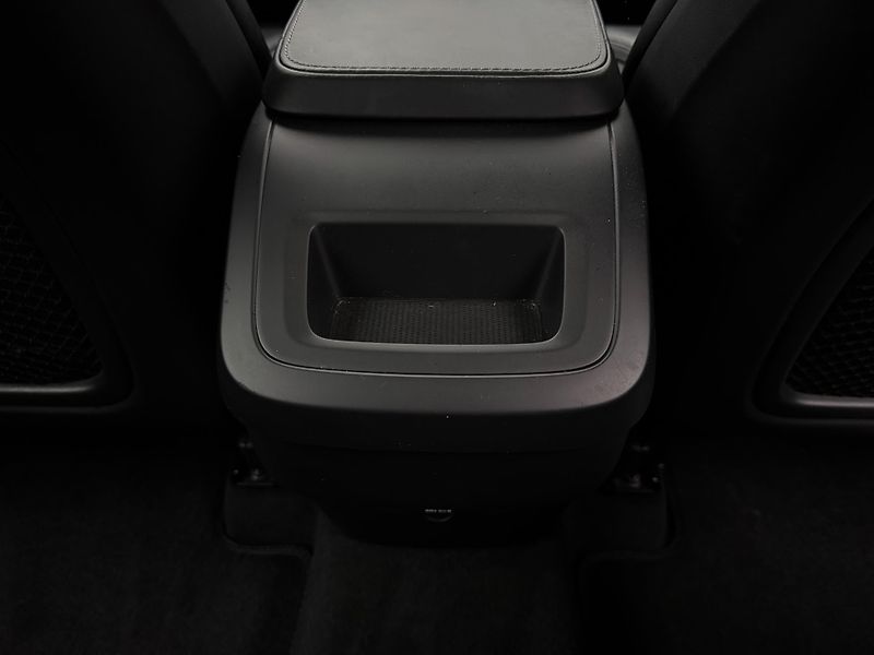 Volvo XC90 D5 AWD INSCRIPTION CZ 1.maj - fotka 29 z 54