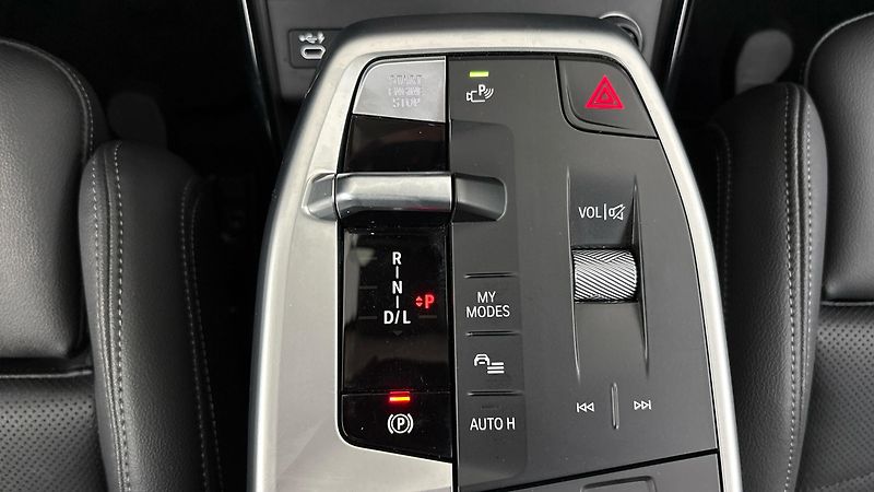 BMW Řada 2 218i AUT Luxury Line - fotka 25 z 30