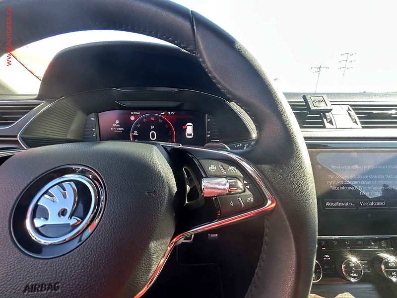 Škoda Superb (2022) 20TDi 4X4, ČR, Scout, DSG - fotka 19 z 20