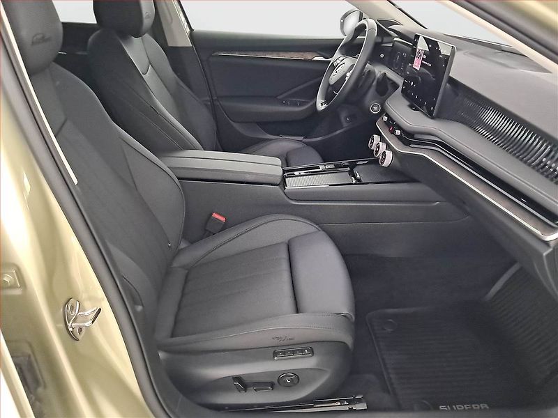 Škoda Superb (2024) 2.0 TDI - fotka 9 z 19