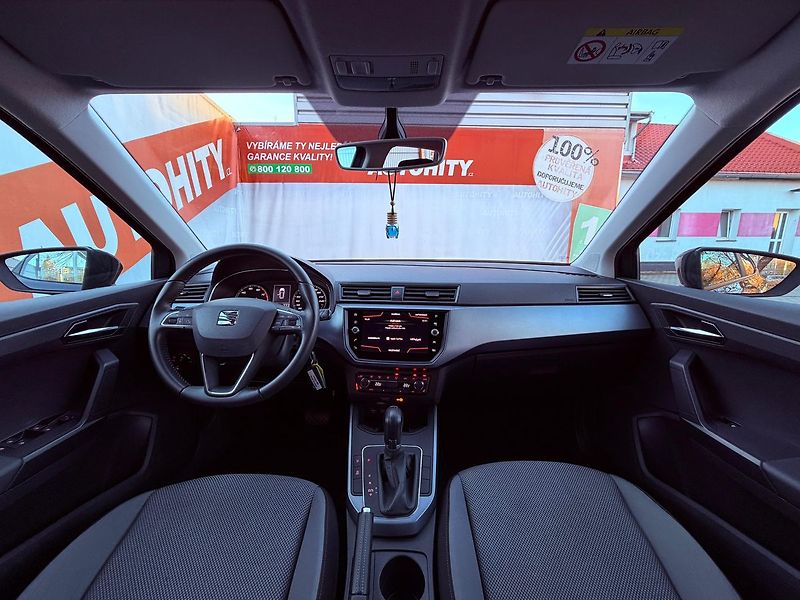 Seat Arona 1.0 TSi DSG Style, 67 tkm - fotka 16 z 29
