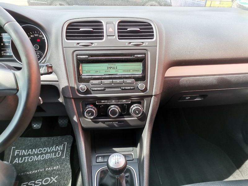 Volkswagen Golf (2010) 1.4i 59kw Comfortline 3dv. - fotka 12 z 27