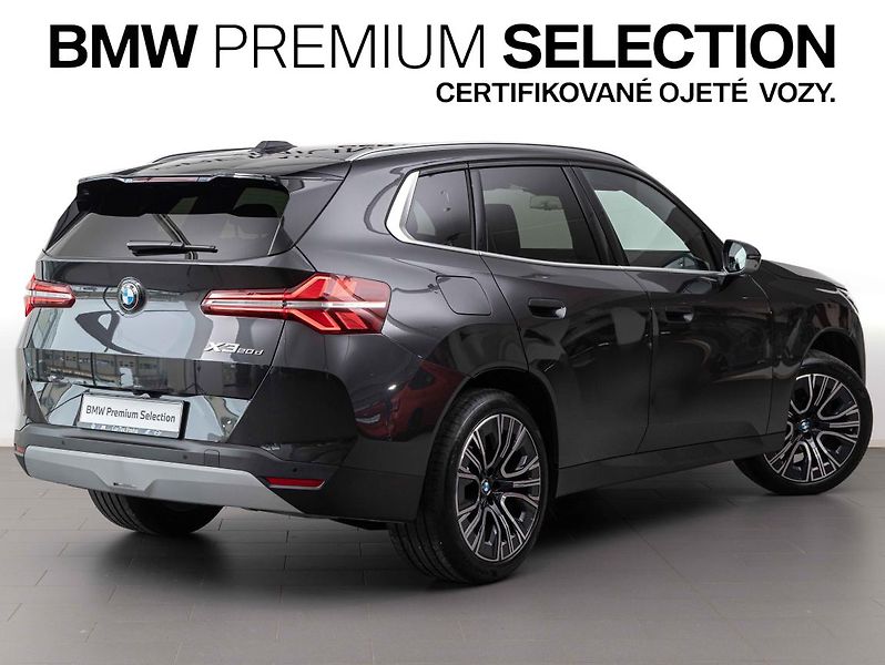 BMW X3 xDrive20d - fotka 4 z 23
