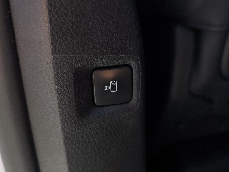 Toyota ProAce Verso (2022) L1 SELECTION 2.0 D-4D 130kW, Č - fotka 28 z 30